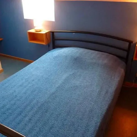 Elegant With Sauna Мальмеди