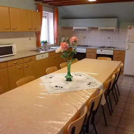 Дом отдыха Elegant With Sauna